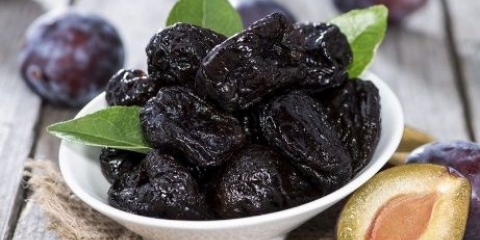 Prednosti i štete od suvih šljiva